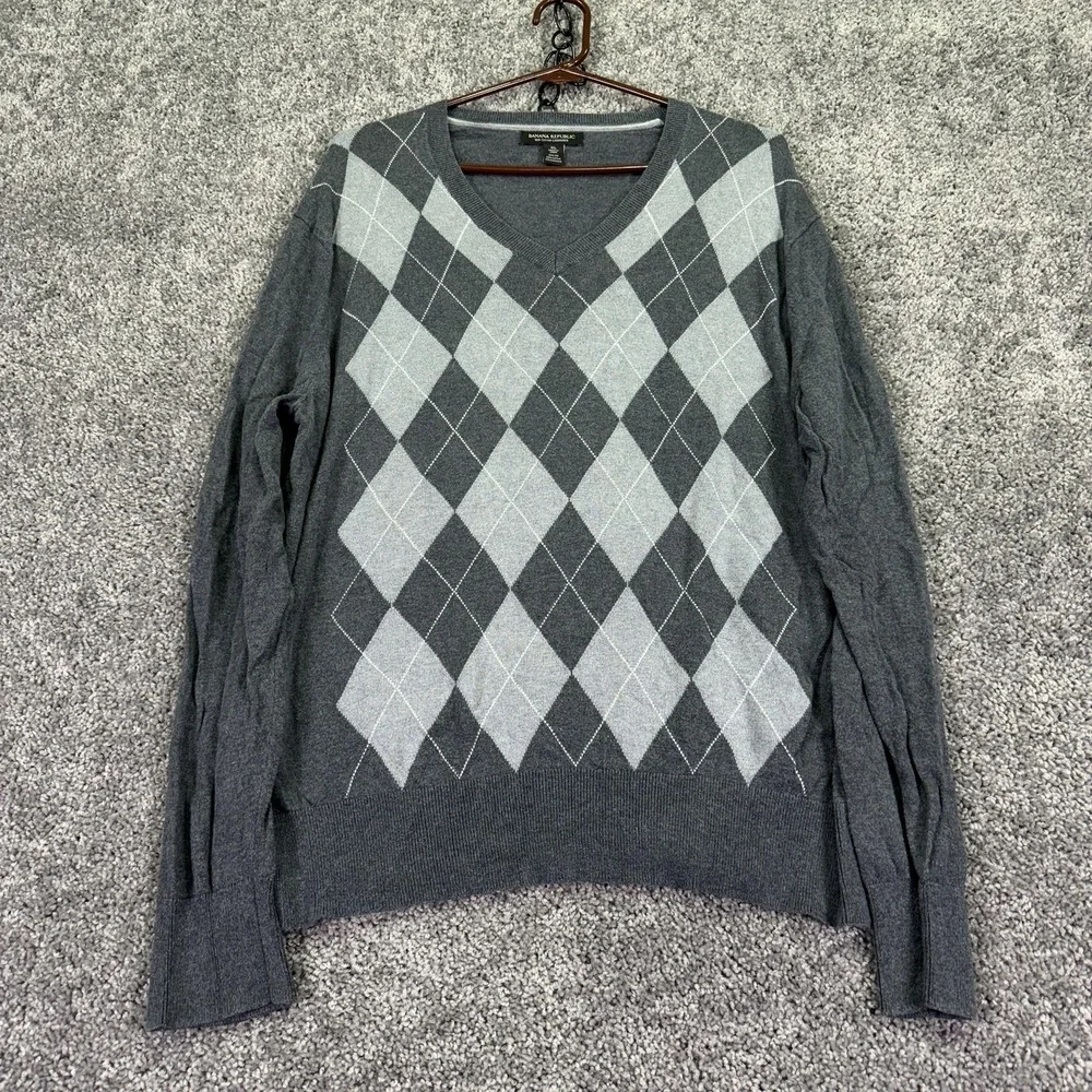 Banana Republic Sweater Mens XL Gray Knit V Neck Silk Cotton Cashmere Preppy